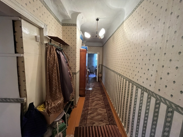 Купить трехкомнатную квартиру в Кузнецке. Вариант № 6762315, 10, площадь -  квм, цена 1950000 рублей