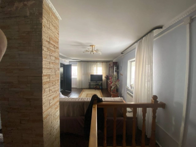 Купить дом в Республике Бурятия. Вариант № 10988844, 11, площадь - квм, цена 8500000 рублей