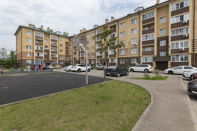 Купить двухкомнатную квартиру на вторичке в Пушкине. Вариант № 53420, 3, площадь -  квм, цена 7400000 рублей