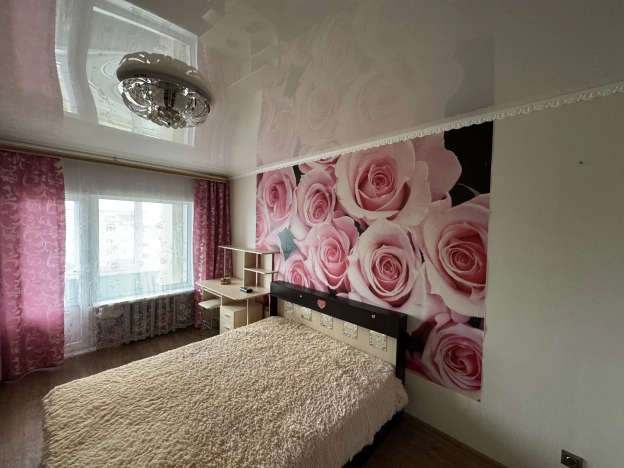 Купить квартиру на вторичке на улице Молодёжная в Пензенской области. Вариант № 56150, 7, площадь - квм, цена 1900000 рублей