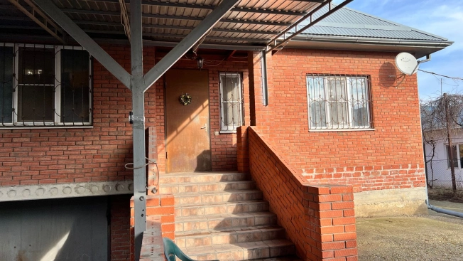 Купить дом на улице 1-й Становой проезд в Краснодаре. Вариант № 46928, 2, площадь -  квм, цена 17500000 рублей