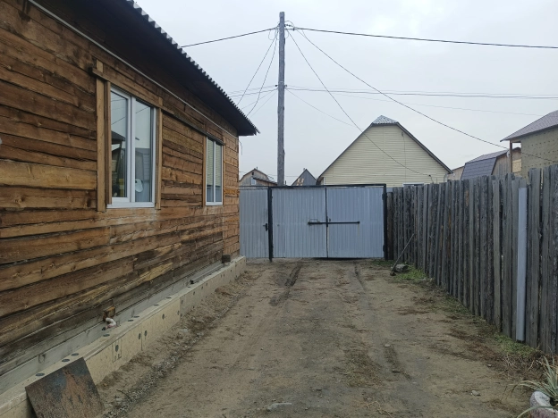 Купить дом в Иркутской области. Вариант № 8800095, 3, площадь -  квм, цена 3190000 рублей