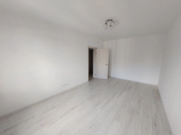 Купить квартиру в Москве. Вариант № 9100073, 3, площадь - квм, цена 11000000 рублей