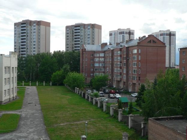 Купить двухкомнатную квартиру у метро площадь Карла Маркса в Новосибирске. Вариант № 2584, 20, площадь -  квм, цена 12000000 рублей