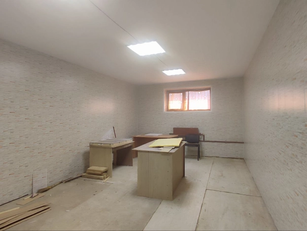 Купить коммерческую недвижимость свободного назначения у метро Площадь Маркса в Новосибирске. Вариант № 7994533, 8, площадь -  квм, цена 1050000 рублей