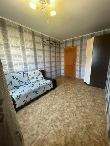 Купить трехкомнатную квартиру в районе Ленинский в Новосибирске. Вариант № 40405, 10, площадь -  квм, цена 5750000 рублей