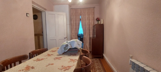 Купить трехкомнатную квартиру на улице Коммунистическая в Владимирской области. Вариант № 9465001, 8, площадь -  квм, цена 1700000 рублей