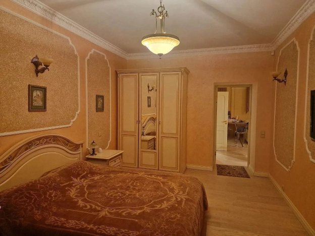 Купить квартиру в Москве. Вариант № 10624024, 2, площадь -  квм, цена 25000000 рублей