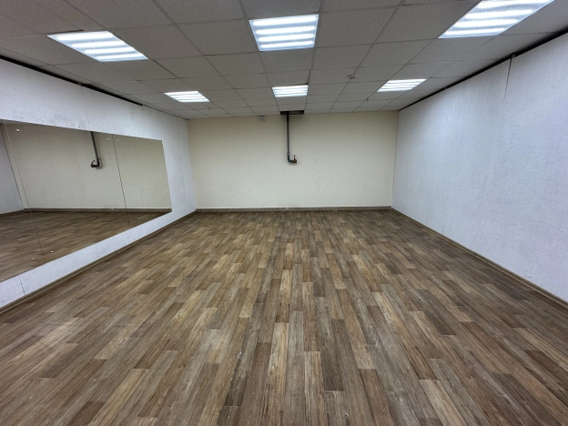 Купить коммерческую недвижимость свободного назначения в Сыктывкаре. Вариант № 6839, 4, площадь -  квм, цена 7557000 рублей