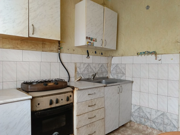 Купить трехкомнатную квартиру на улице Садовая в Нижегородской области. Вариант № 53877, 3, площадь -  квм, цена 750000 рублей