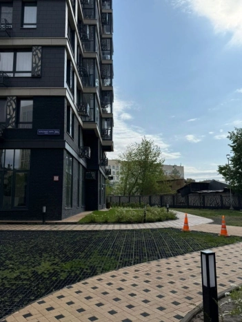 Купить однокомнатную квартиру на улице Ходынская в Москве. Вариант № 10783652, 26, площадь - квм, цена 26000000 рублей