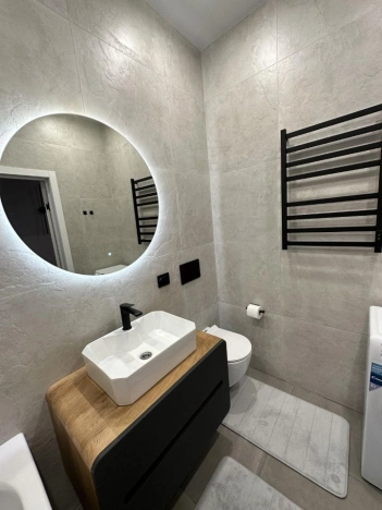 Снять квартиру у метро Площадь Гарина-Михайловского в Новосибирске. Вариант № 8909270, 10, площадь -  квм, цена 80000 рублей