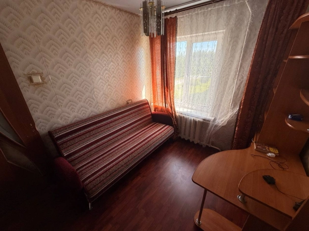 Купить четырехкомнатную квартиру в Владимирской области. Вариант № 532394, 8, площадь -  квм, цена 1990000 рублей