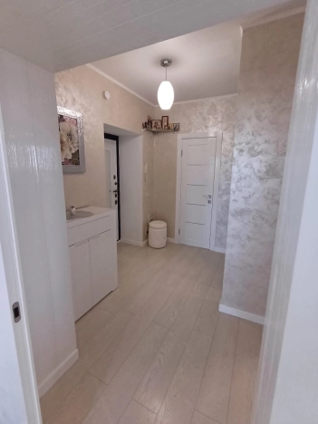 Купить однокомнатную квартиру в районе Ленинский в Воронеже. Вариант № 39384, 5, площадь -  квм, цена 7580000 рублей