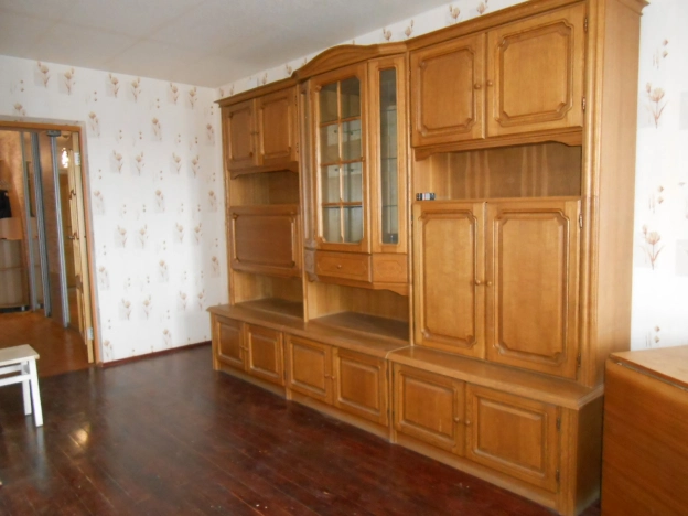 Купить трехкомнатную квартиру в Сыктывкаре. Вариант № 37990, 8, площадь -  квм, цена 4580000 рублей