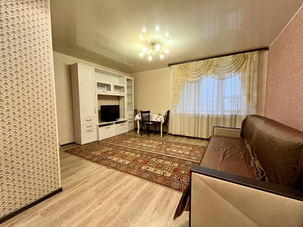 Снять однокомнатную квартиру на улице Тихонравова в Владимире. Вариант № 10678977, 3, площадь - квм, цена 35000 рублей