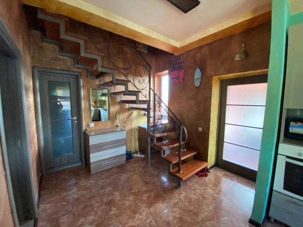 Купить дом на улице Везельская в Белгороде. Вариант № 9746981, 11, площадь -  квм, цена 8800000 рублей