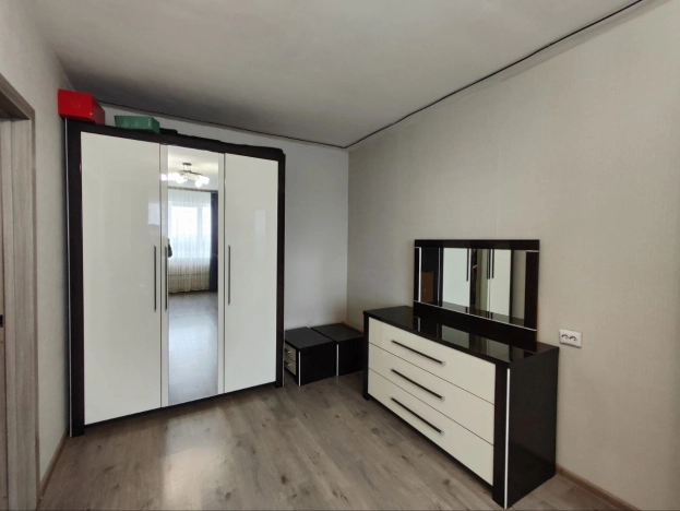 Купить однокомнатную квартиру на улице 9 Января в Воронеже. Вариант № 35551, 6, площадь -  квм, цена 4300000 рублей