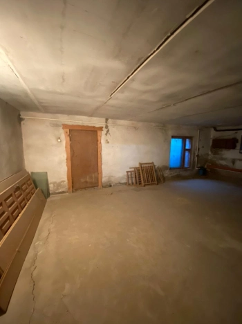 Купить дом на улице Хомутникова в Элисте. Вариант № 6393, 4, площадь -  квм, цена 12000000 рублей