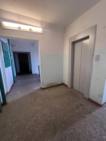 Купить трехкомнатную квартиру в Сыктывкаре. Вариант № 3156527, 4, площадь -  квм, цена 3900000 рублей