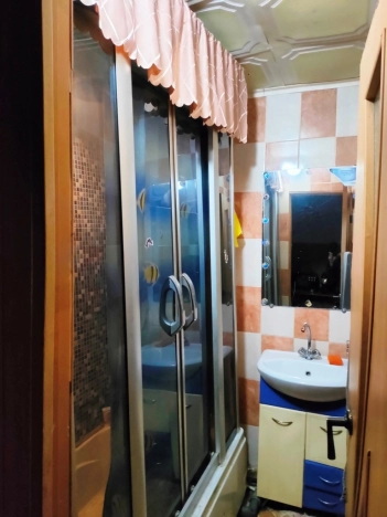 Купить дом в Омске. Вариант № 4194, 6, площадь -  квм, цена 1800000 рублей