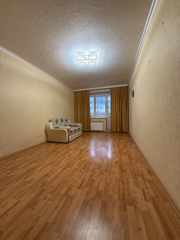 Купить однокомнатную квартиру в Микрорайоне 11-й в Белгороде. Вариант № 7610504, 2, площадь -  квм, цена 4300000 рублей