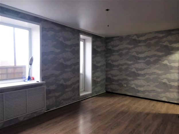 Купить многокомнатную квартиру на улице Строителей в Пензенской области. Вариант № 18024, 4, площадь -  квм, цена 2000000 рублей