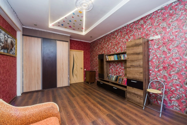 Купить двухкомнатную квартиру в Рязанской области. Вариант № 9690997, 3, площадь -  квм, цена 3799999 рублей