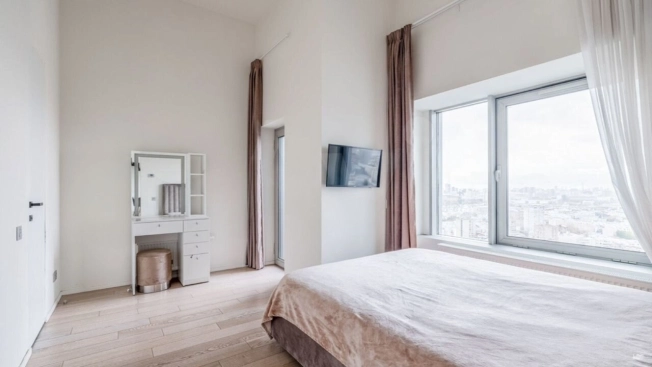 Купить квартиру в Москве. Вариант № 10428888, 3, площадь -  квм, цена 68000000 рублей