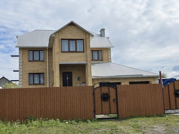 Купить дом в Белгороде. Вариант № 2755234, 0, площадь -  квм, цена 11900000 рублей