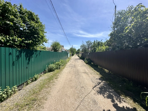Купить земельный участок в Краснодаре. Вариант № 44916, 8, площадь - квм, цена 2800000.0000 рублей