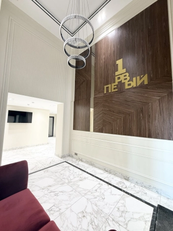 Купить двухкомнатную квартиру на улице Ворошилова в Ижевске. Вариант № 41041, 9, площадь -  квм, цена 9500000 рублей