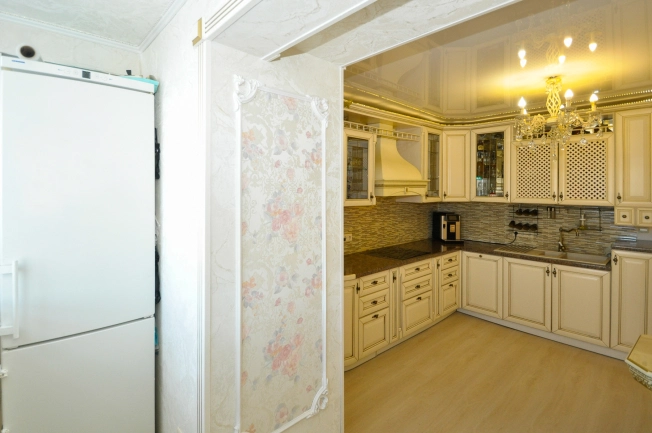 Купить двухкомнатную квартиру на улице Линейная в Новосибирской области. Вариант № 9256737, 13, площадь -  квм, цена 9100000 рублей