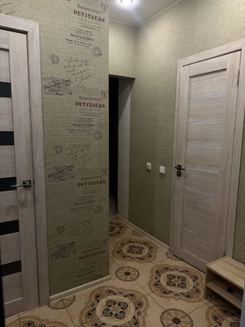 Снять квартиру в Новосибирске. Вариант № 10422606, 6, площадь -  квм, цена 36000 рублей