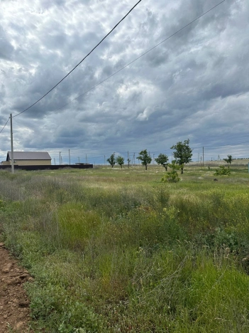 Купить земельный участок на улице Заречная в Республике Калмыкия. Вариант № 8449, 1, площадь -  квм, цена 1000000 рублей