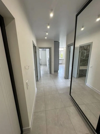 Купить двухкомнатную квартиру в районе Кировский в Ростове-на-Дону. Вариант № 38025, 10, площадь -  квм, цена 11900000 рублей