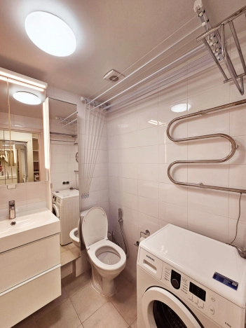 Купить квартиру в Москве. Вариант № 8328580, 24, площадь -  квм, цена 9999990 рублей