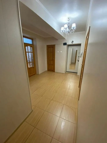 Купить квартиру в Тобольске. Вариант № 2535392, 27, площадь -  квм, цена 7800000 рублей