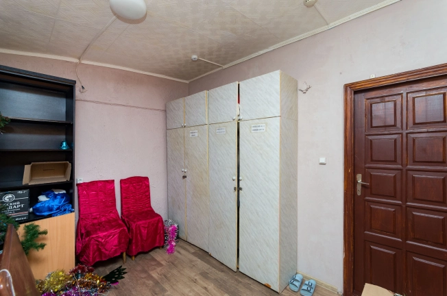 Купить коммерческую недвижимость в Тобольске. Вариант № 4512, 22, площадь -  квм, цена 50000000 рублей