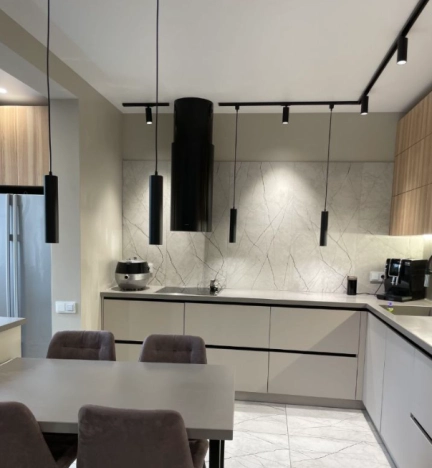 Купить двухкомнатную квартиру на вторичке в ЖК Нормандия в Москве. Вариант № 7224024, 5, площадь -  квм, цена 19500000 рублей