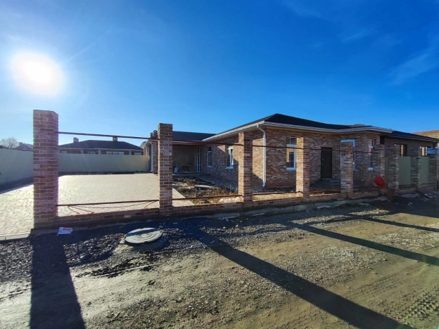 Купить дом в районе Пролетарский в Ростове-на-Дону. Вариант № 48837, 21, площадь -  квм, цена 12000000 рублей