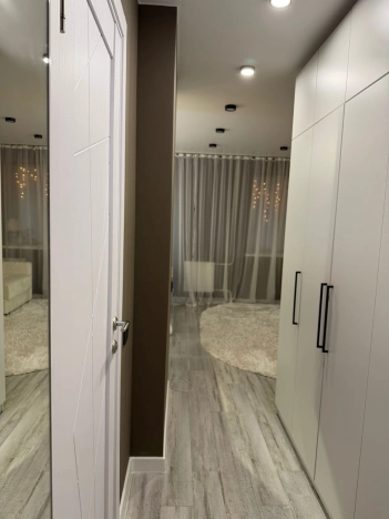 Купить квартиру в районе Октябрьский в Владимире. Вариант № 10008211, 19, площадь -  квм, цена 4700000 рублей