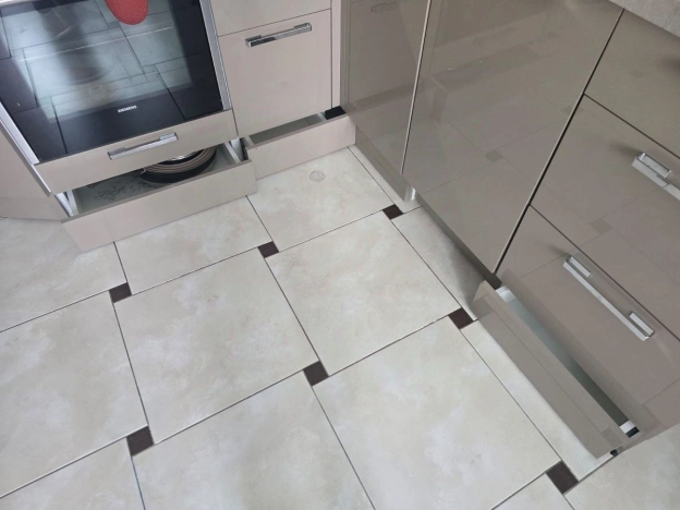 Купить квартиру в Москве. Вариант № 10340412, 4, площадь -  квм, цена 17900000 рублей