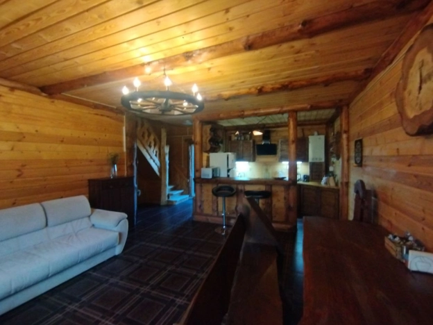 Купить дом на улице Комсомольская в Ивановской области. Вариант № 4100318, 8, площадь -  квм, цена 6500000 рублей