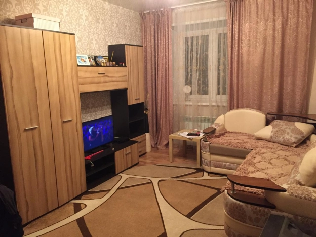 Купить однокомнатную квартиру в Омске. Вариант № 5794393, 1, площадь -  квм, цена 4800000 рублей