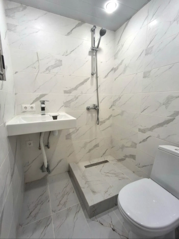 Купить квартиру в Москве. Вариант № 10005884, 4, площадь -  квм, цена 5999999 рублей