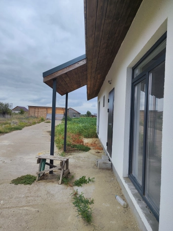 Купить дом в Волгоградской области. Вариант № 3463667, 4, площадь -  квм, цена 6500000 рублей