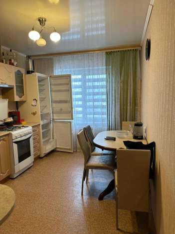 Снять квартиру в Омске. Вариант № 803520, 19, площадь -  квм, цена 40000 рублей