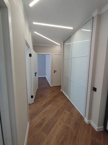 Купить двухкомнатную квартиру в Ростовской области. Вариант № 9706313, 8, площадь -  квм, цена 9550000 рублей