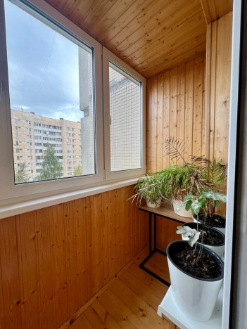 Купить трехкомнатную квартиру в районе Приморский в Санкт-Петербурге. Вариант № 2567290, 29, площадь -  квм, цена 13900000 рублей